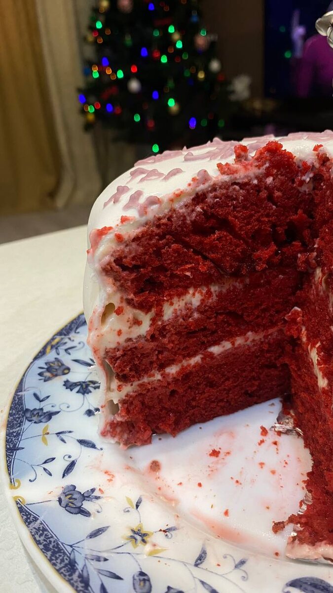 Торт "Красный бархат в разрезе", фото - собственность  автора канала