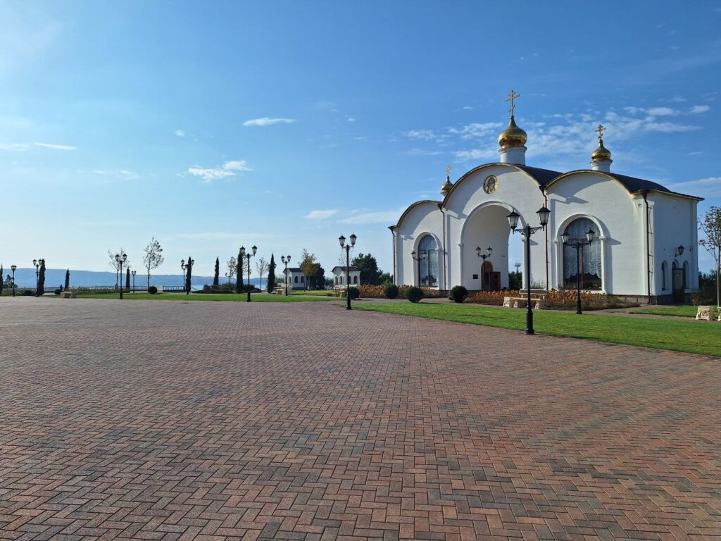   © Прибой
