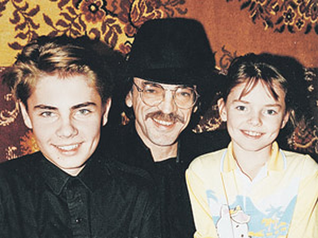 Михаил Боярский с сыном Сергеем и дочерью Елизаветой