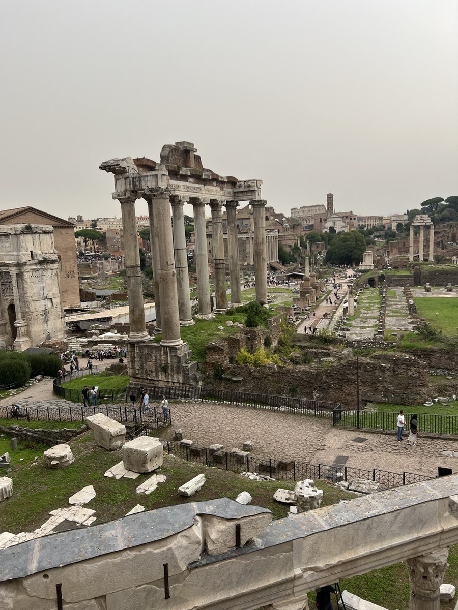Храм Сатурна на Римском форуме