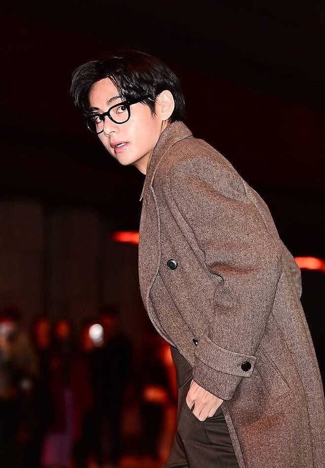    x.com/Taehyungimpact