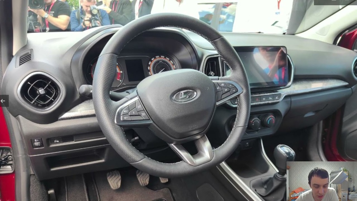 LADA ISKRA - салон из нулевых...