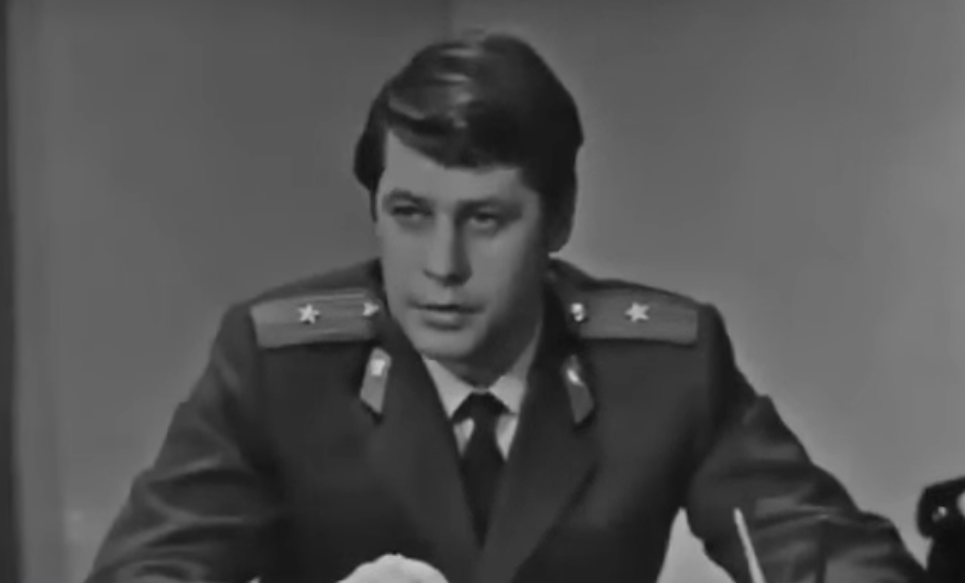 Знаменский (Георгий Мартынюк), кадр из фильма "Следствие ведут ЗнаТоКи" Дело № 4 "Повинную голову"