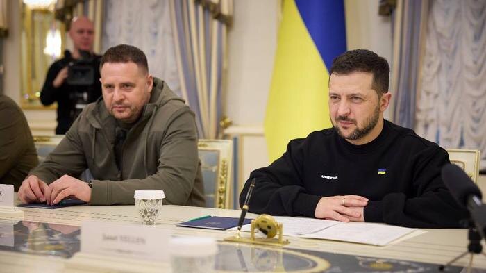 Андрей Ермак и Владимир Зеленский. Обложка © ТАСС / Zuma