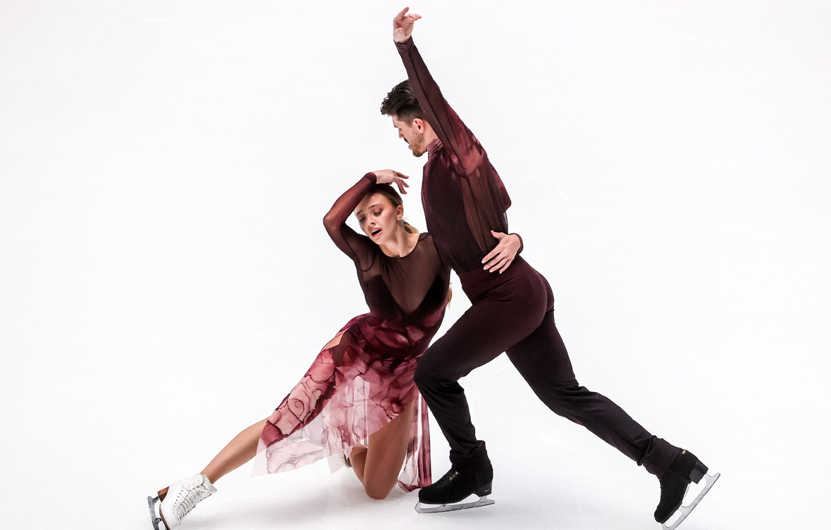    Александра Степанова и Иван Букин  Александр Демьянчук/ТАСС