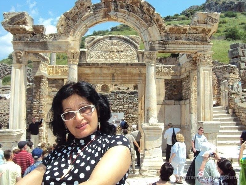 Храм Адриана