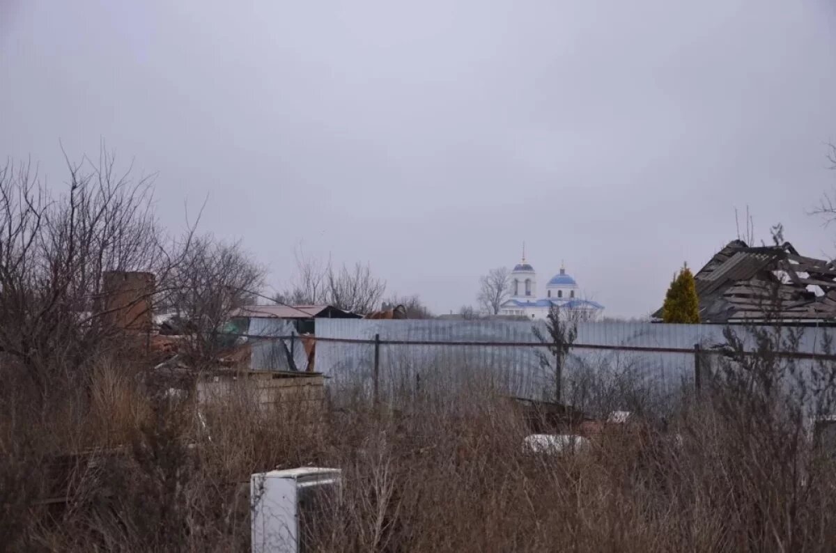    Среди разрушенных домов на Курщине почти не тронутой осталась церковь.