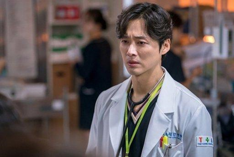 Дорама "Тюремный врач" 2019