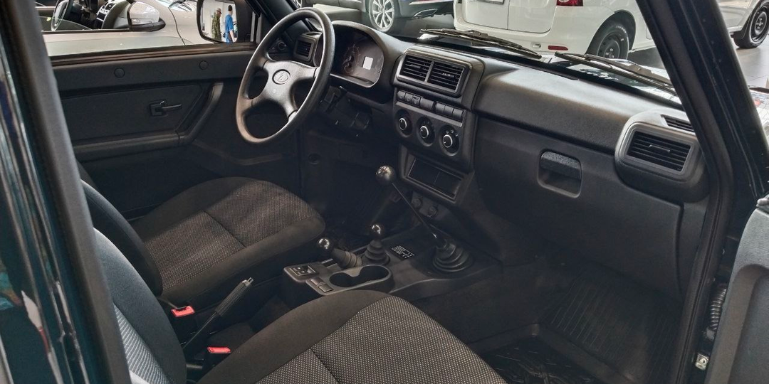 Чаще всего россияне покупают 11-15-летнюю машину. А средний возраст легковушки уже почти 16 лет. Когда рынок омолодится?