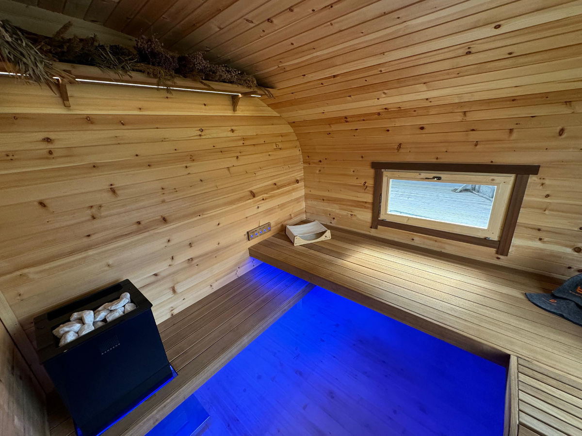 синий спектр света при работе режима "туман"