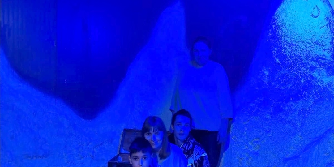 Дарю подросткам на новый год квест.