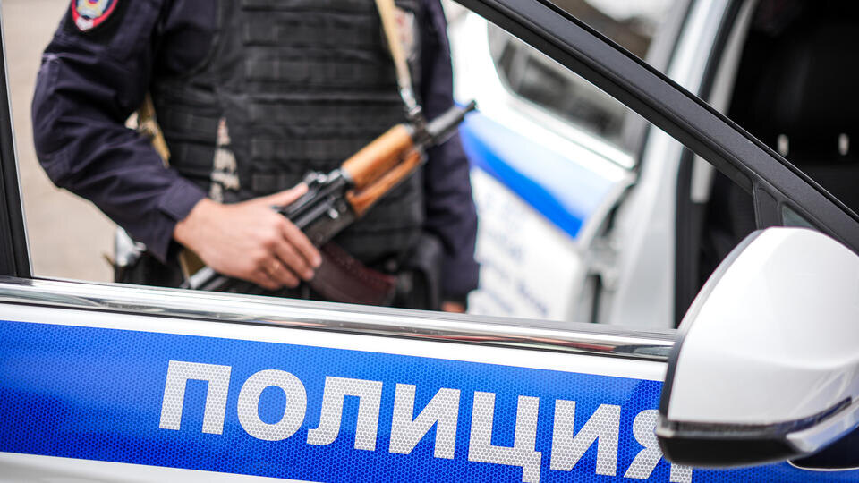     Уральские треш-блогеры избивали девушек в стрим-баре за донаты ИЗВЕСТИЯ/Сергей Лантюхов