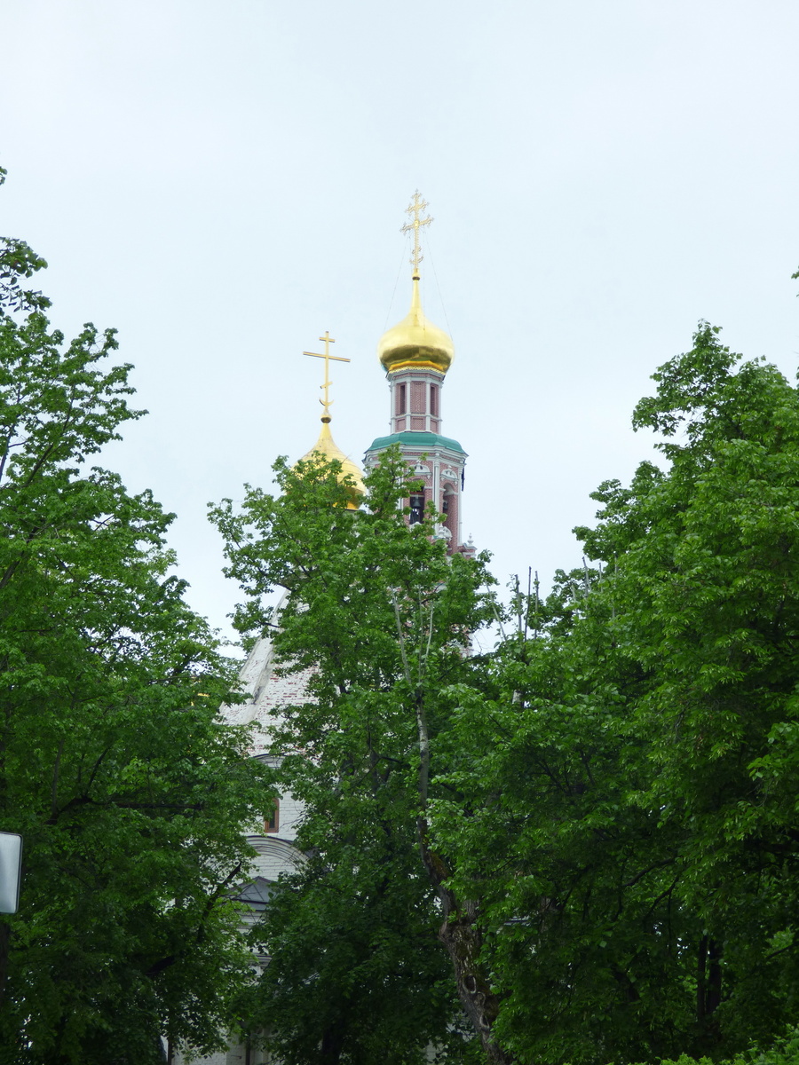 Новодевичий монастырь уже виден