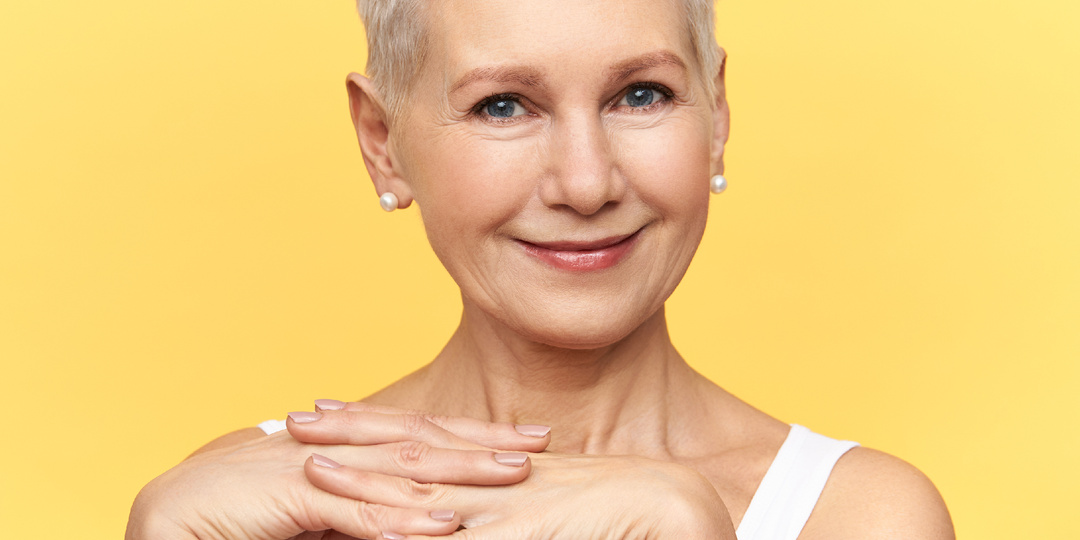 Стираем серый цвет лица: ТОП-5 компонентов, от которых кожа начинает светиться изнутри