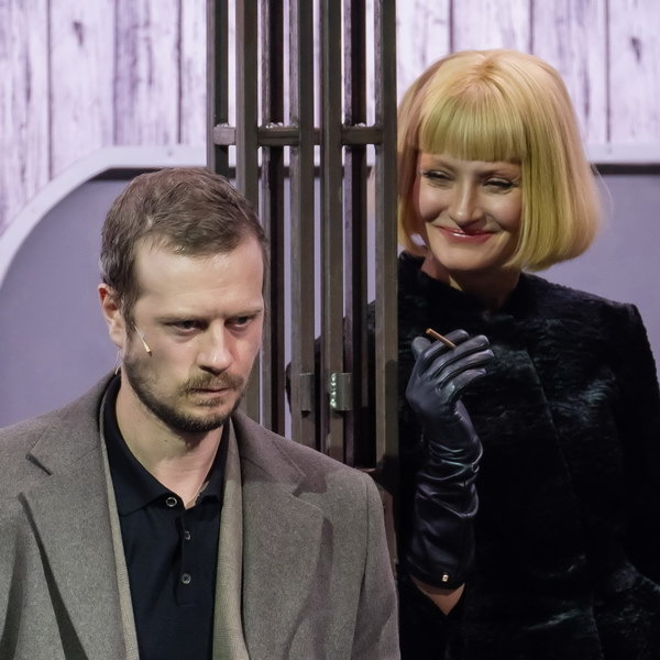     Спектакль «Воскресение» Александринского театра с Тихоном Жизневским покажет телеканал «Культура»