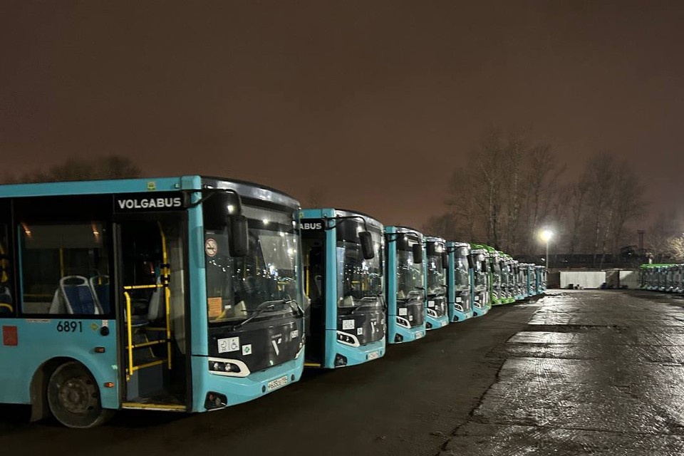    В Петербурге открыли новый автопарк. Фото: t.me/nta_avtobus