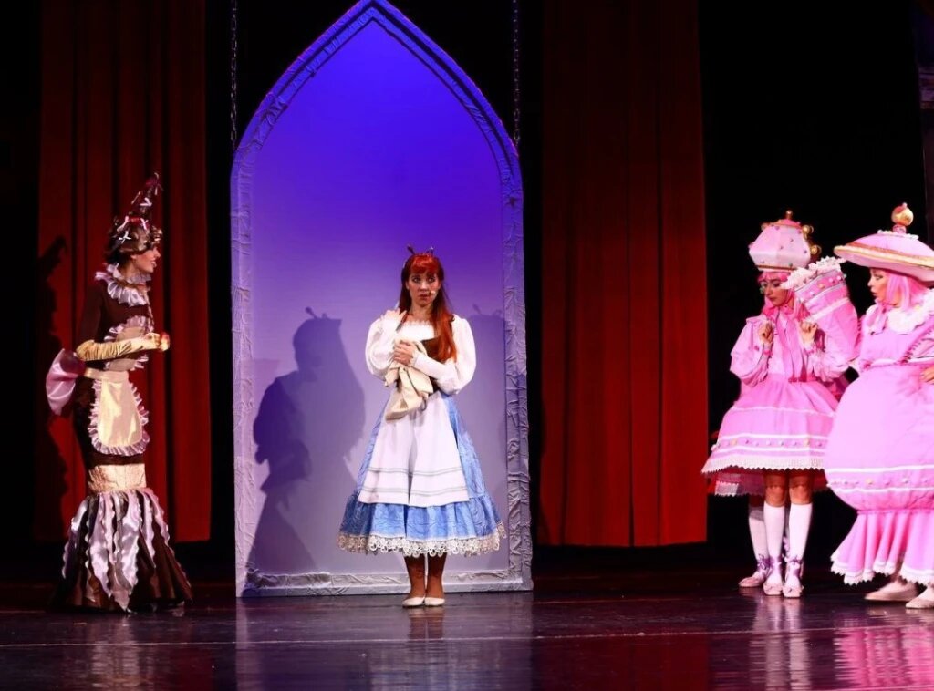 Листайте вправо, чтобы увидеть больше изображений