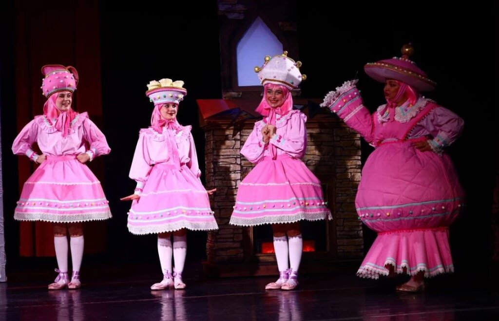 Листайте вправо, чтобы увидеть больше изображений