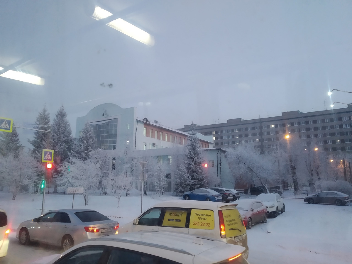 Красноярск - проспект им. газеты Красноярский рабочий (личное фото)