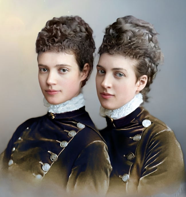 Императрица всероссийская Мария Федоровна (слева) и королева английская Александра (1870-е)