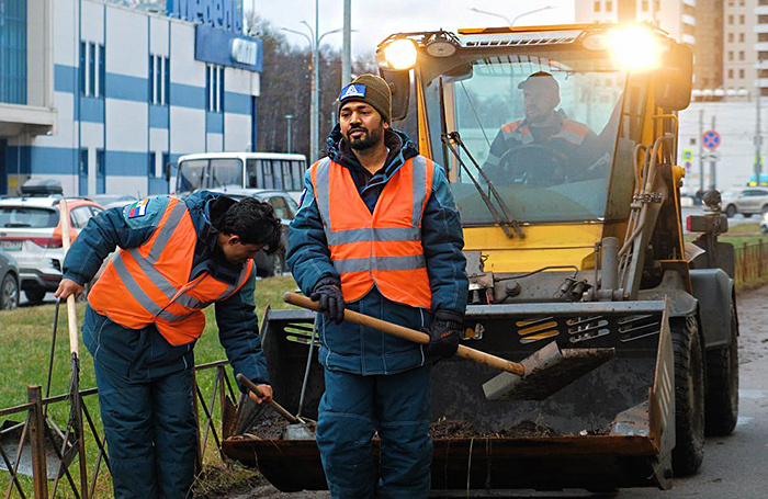    телеграм-канал главы Комитета по благоустройству/t.me/PetrichenkoSergey