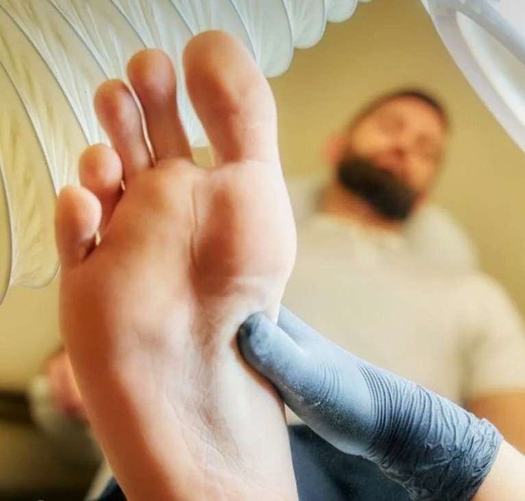 Спрошу по существу. Когда вы в последний раз уделяли своим стопам пять минут для детального осмотра?
