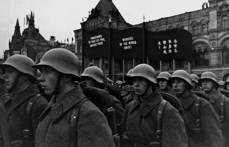 Парад на Красной площади