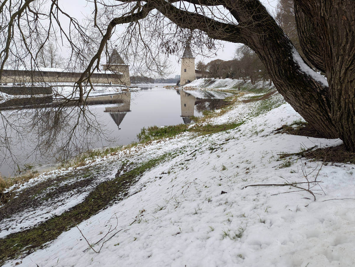 Снег уже выпадал