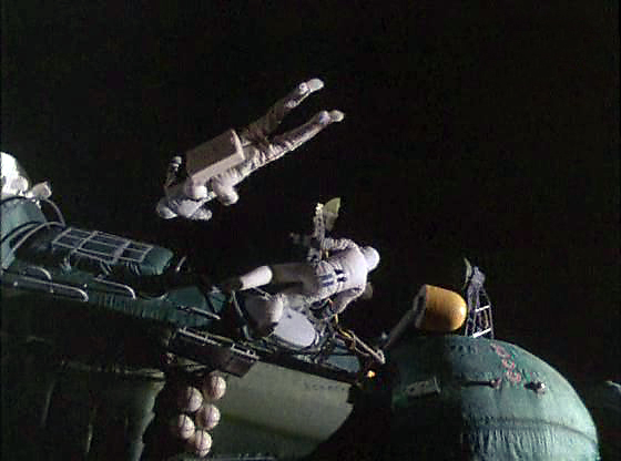 кф Возвращение с орбиты 1983