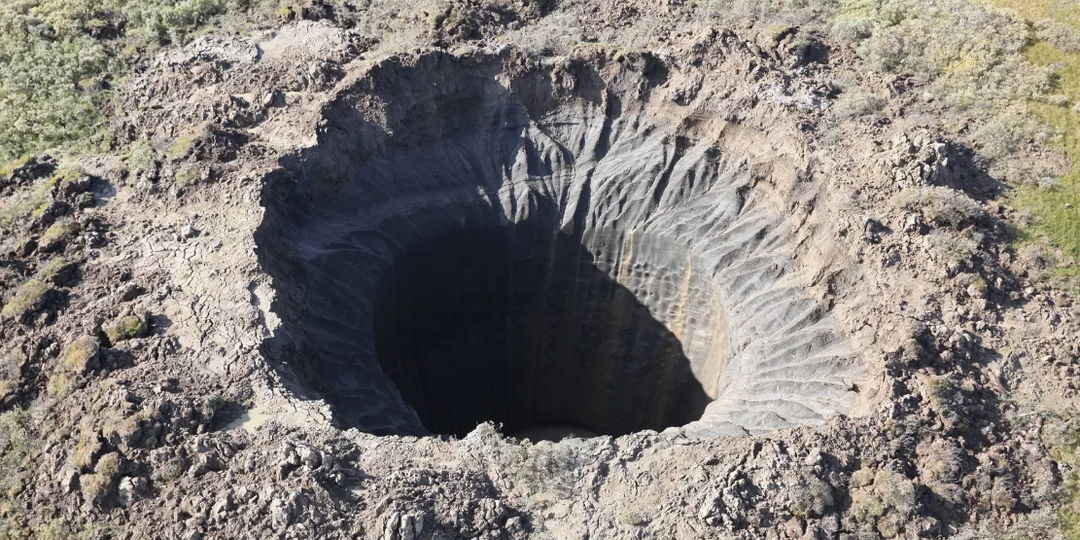 Взрывные кратеры Сибири: что происходит под Ямалом и Гыданом