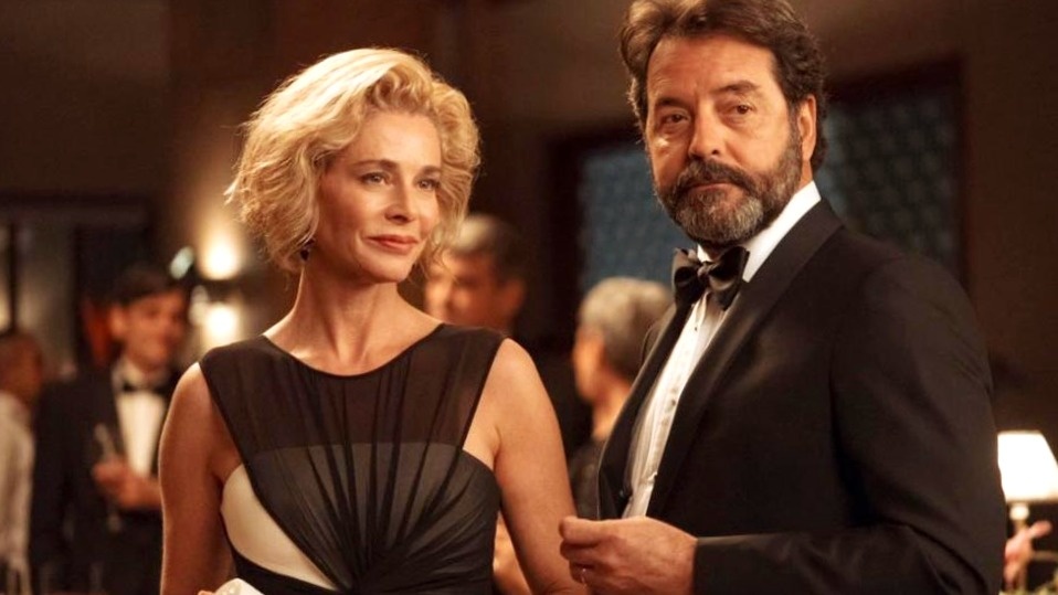 кадр из сериала "Посольство"