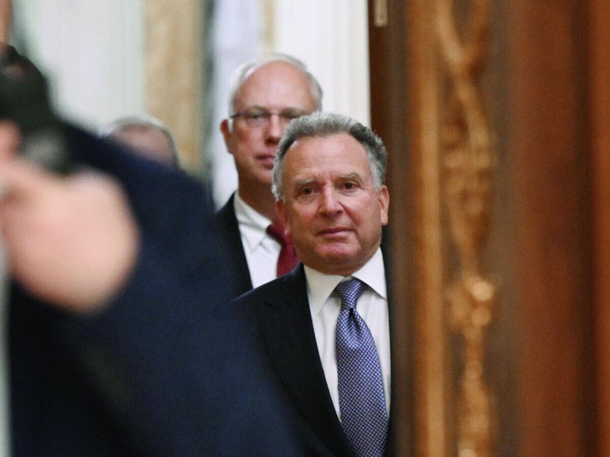    Кирилл Дмитриев и Стивен Уиткофф перед началом встречи с президентом РФ Владимиром Путиным. | © РИА Новости / Кристина Кормилицына