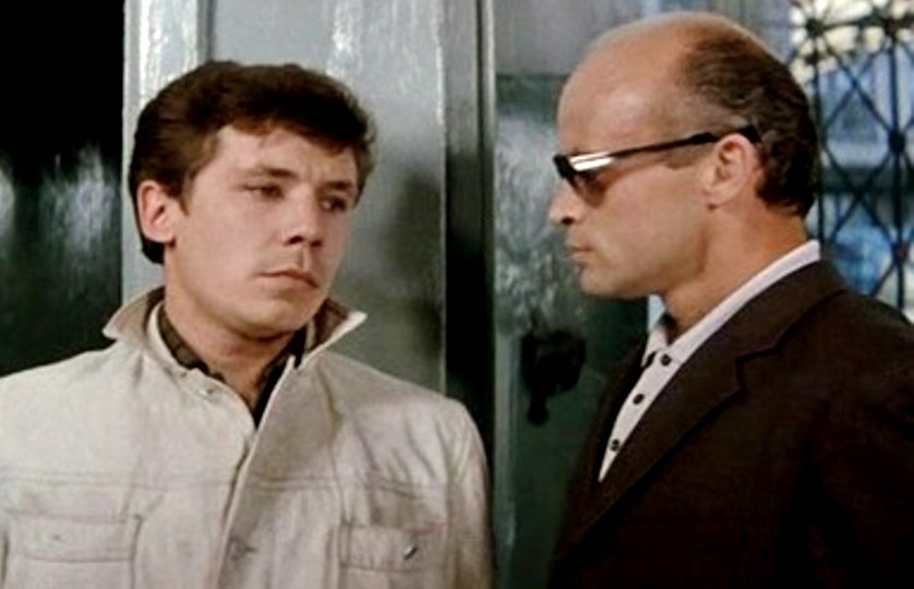 От всесоюзного комсорга до миллионера, а потом певчего в церковном храме. Извилистая судьба актёра Валерия Рыжакова