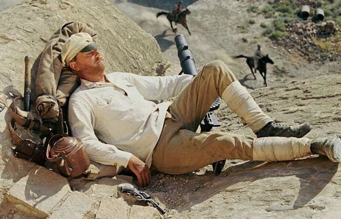 Пулемёт Льиса - настоящий.