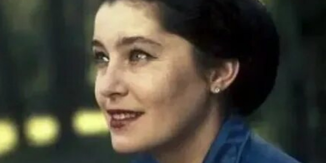 «Она мне точно изменяет!». Муж 18 лет искал компромат на Заклунную, а в итоге сам толкнул актрису в объятия «соперника»