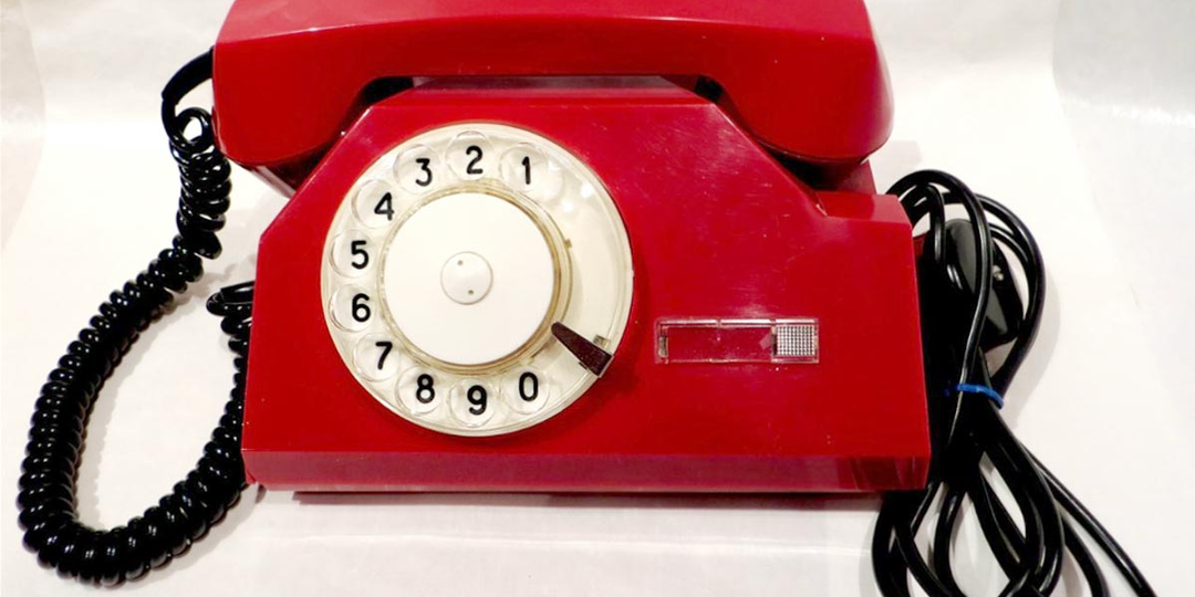 Почему в СССР подключить домашний телефон было сложно?