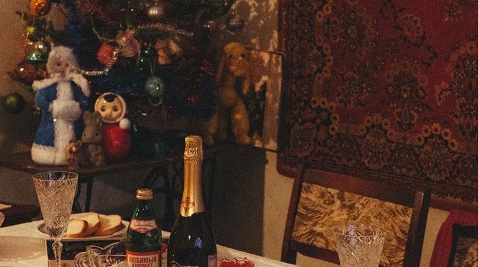 Откуда взялись новогодние традиции? От елки до Оливье