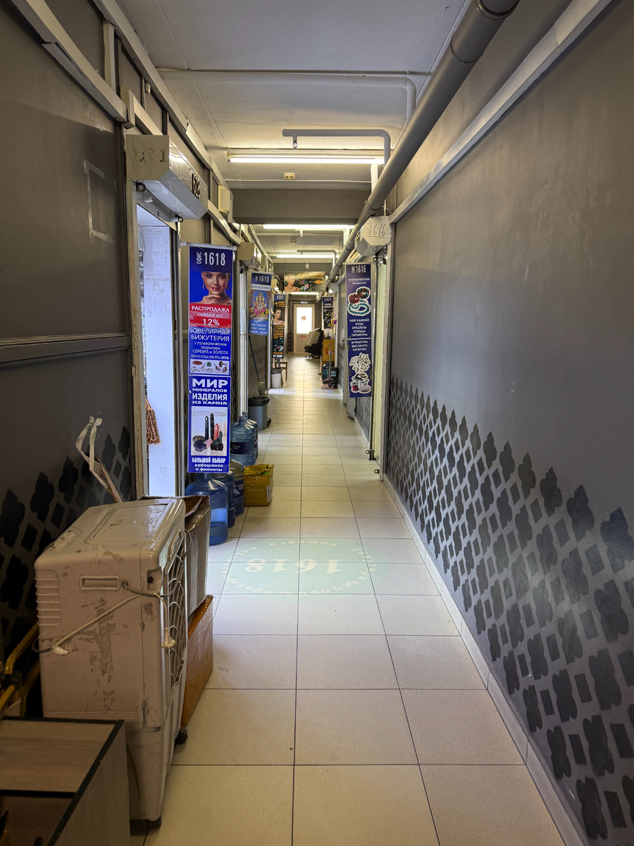 Коридор бывшей гостиницы Севастополь