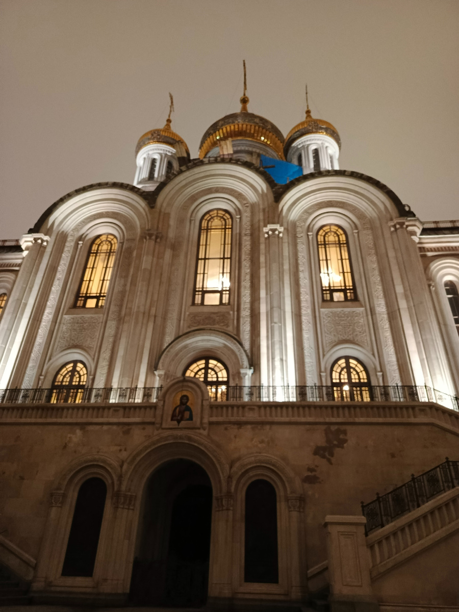 Храм Воскресения Христова и Новомучеников и исповедников Церкви Русской. Освящён в 2017 году.