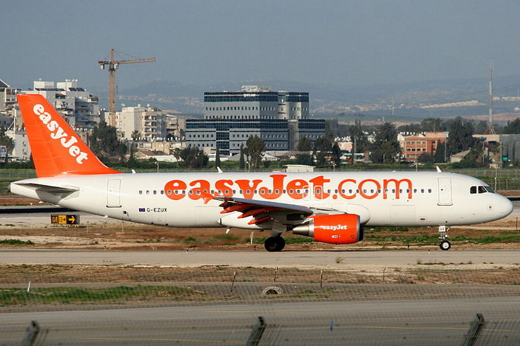    Airbus авиакомпании EasyJet в аэропорту имени Бен-Гуриона / Источник: (сс) Oyoyoy