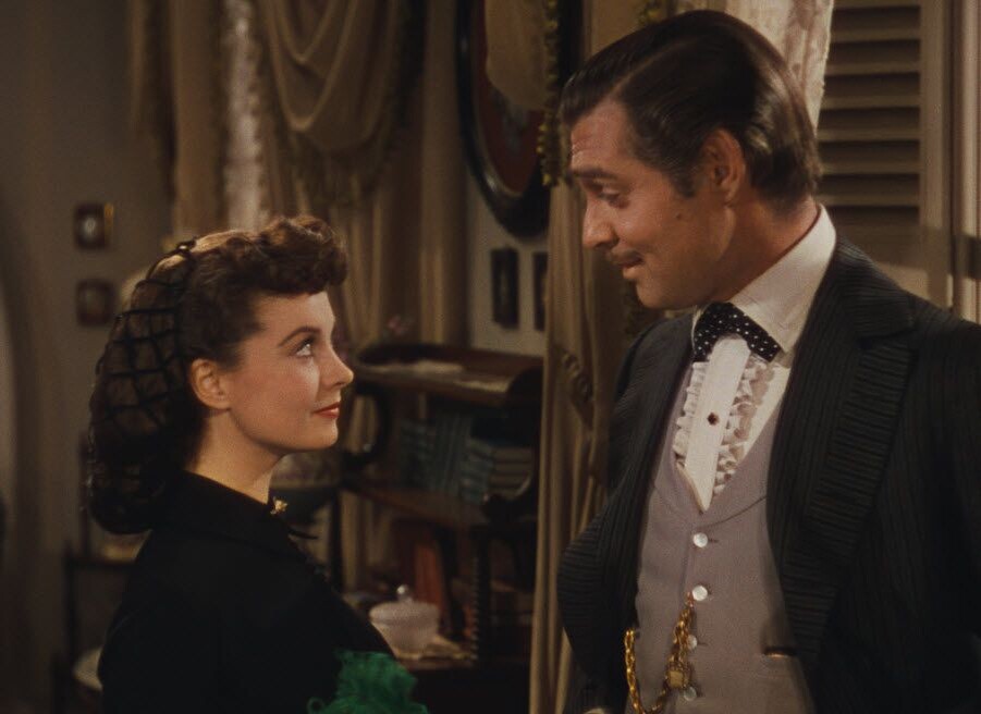 Кадр из фильма «Унесённые ветром». Причёска Скарлетт с сеточкой. 