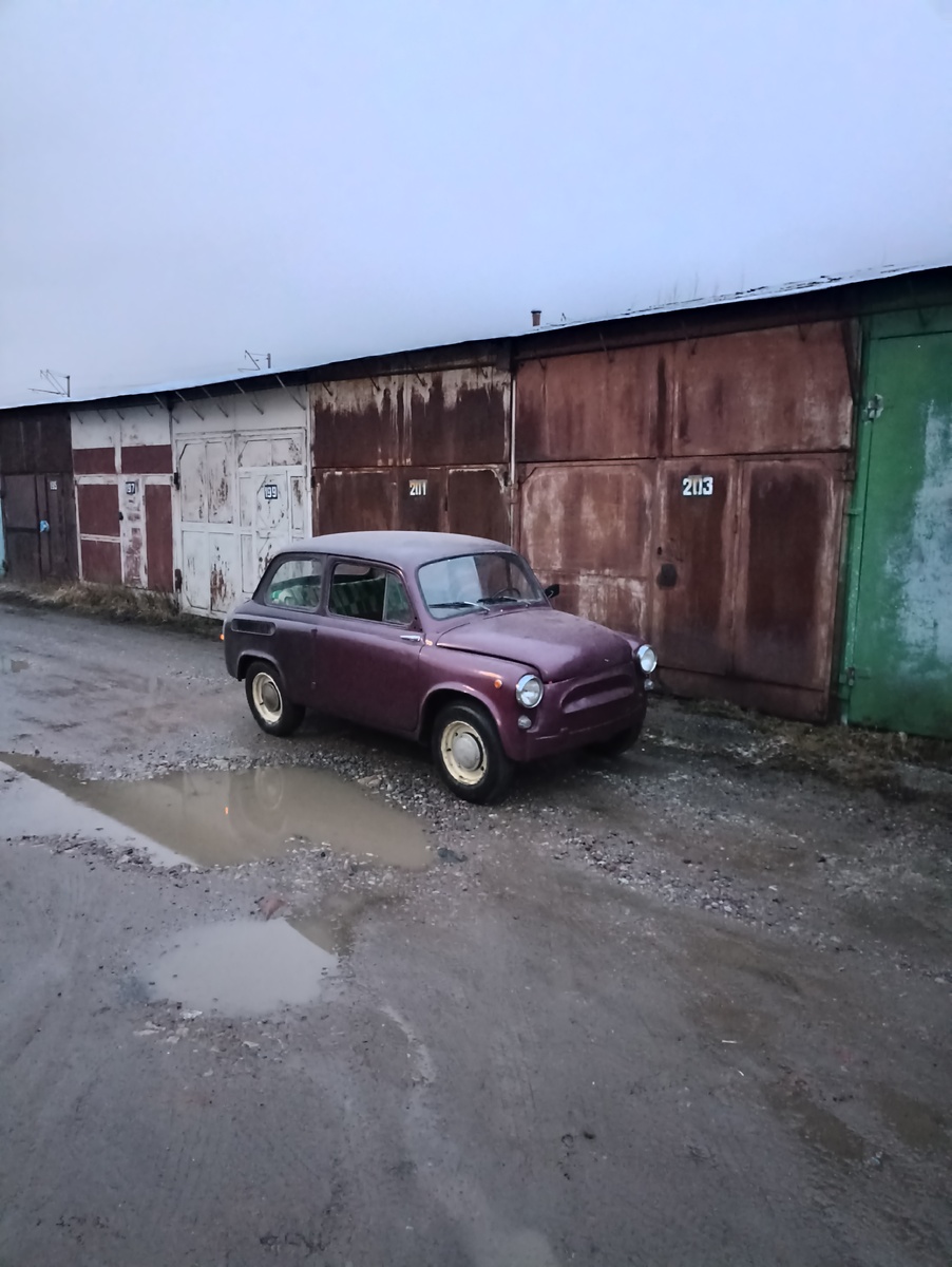 Второй выезд. Гроза луж злобно рычит и плюется черным дымом