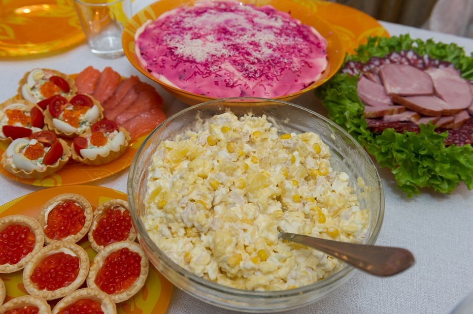    Классические салаты можно сделать в «здоровой» версии Олег ЗОЛОТО