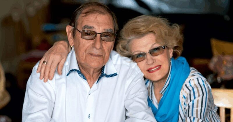    Светлана Дружинина и Анатолий Мукасей: почти 70 лет любви и верности, скрывающей глубокие личные драмы.