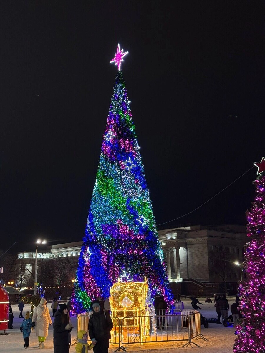    Центральная площадь в Оренбурге   56orb.ru