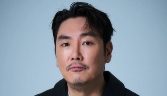 Говорят, по юности его обвиняли в угоне машине и насилии над женщиной. но это было 30 лет назад