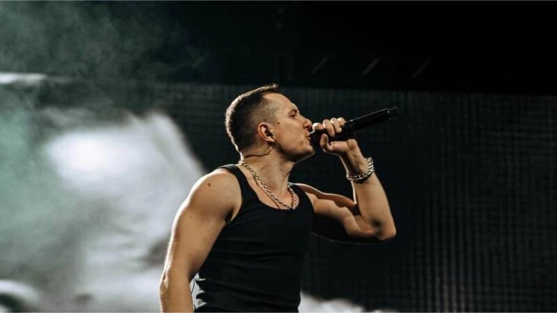     Певец НЮ. Телеграм-канал НЮ