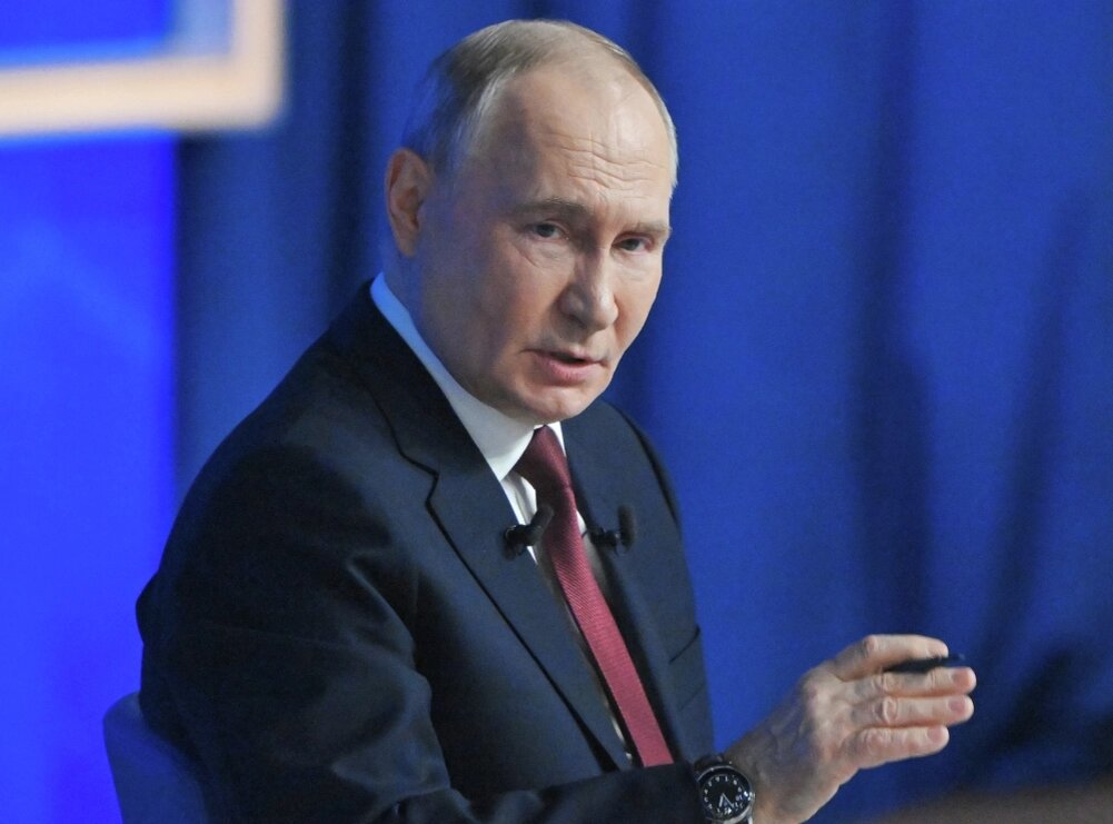    Владимир Путин, Прямая линия 2025 Фото: РИА Новости/ Сергей Гунеев