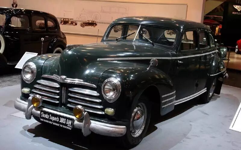    После войны Skoda Superb собирали только для правительства Чехословакии.
