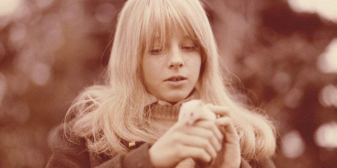 Фильм "Девочка из переулка" (1976)